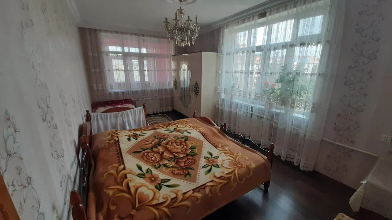 5 otaqlı mənzil 110 m² satılır — şəkil 12