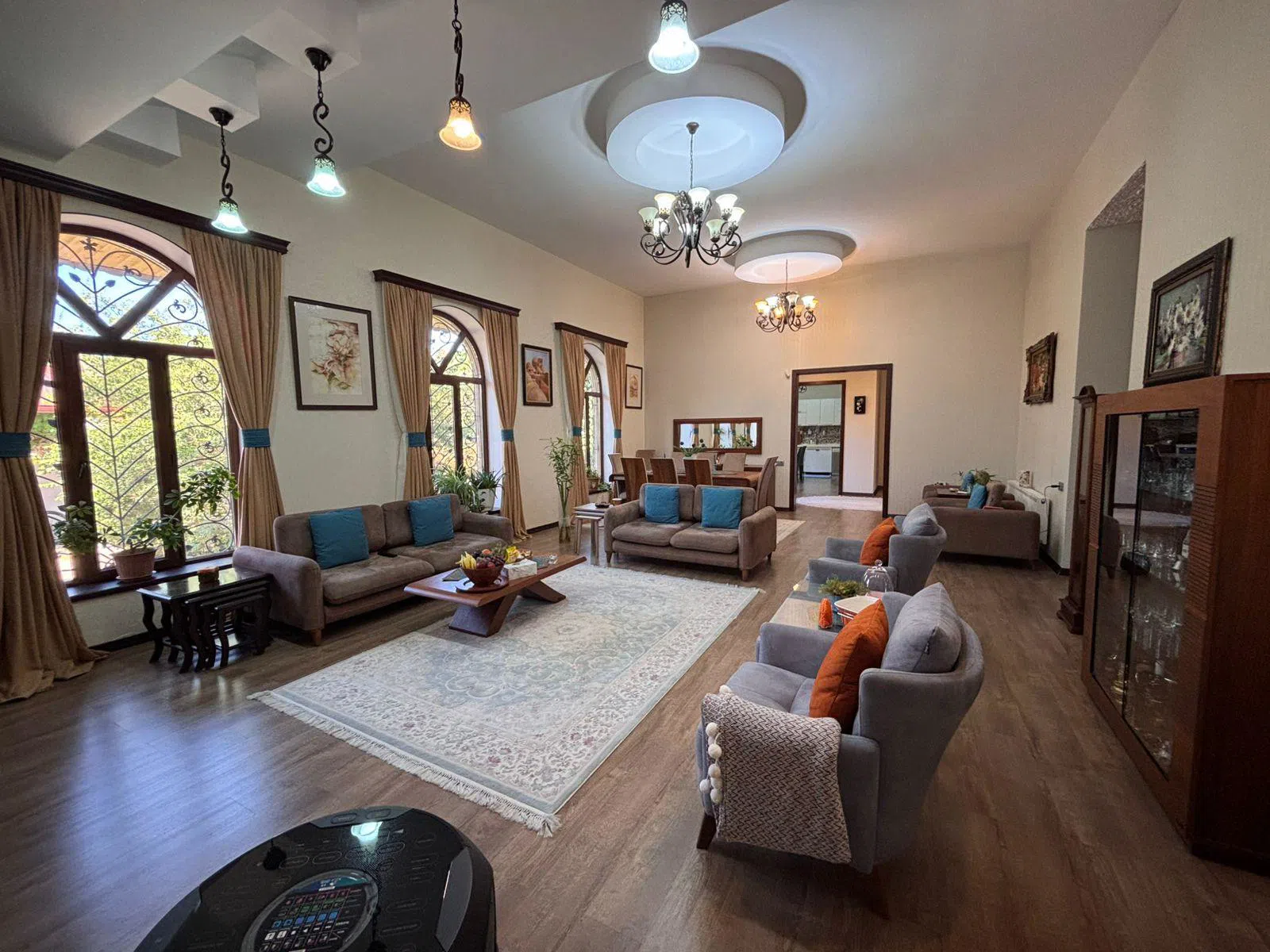 5 otaqlı bağ evi 250 m² 8 sot torpaq sahəsində satılır — şəkil 2