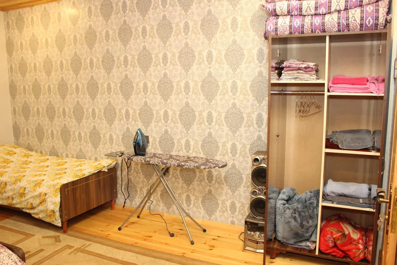 3 otaqlı həyət evi 86 m² günlük kirayə verilir — şəkil 6