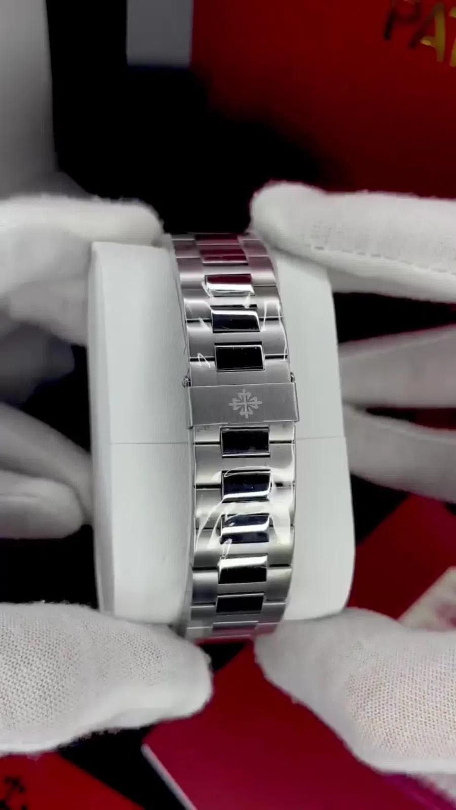 Patek Philippe Nautilus qol saatı — şəkil 9