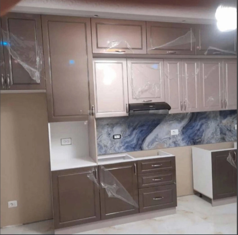 Kitchen furniture set Brown color - Tenderyard