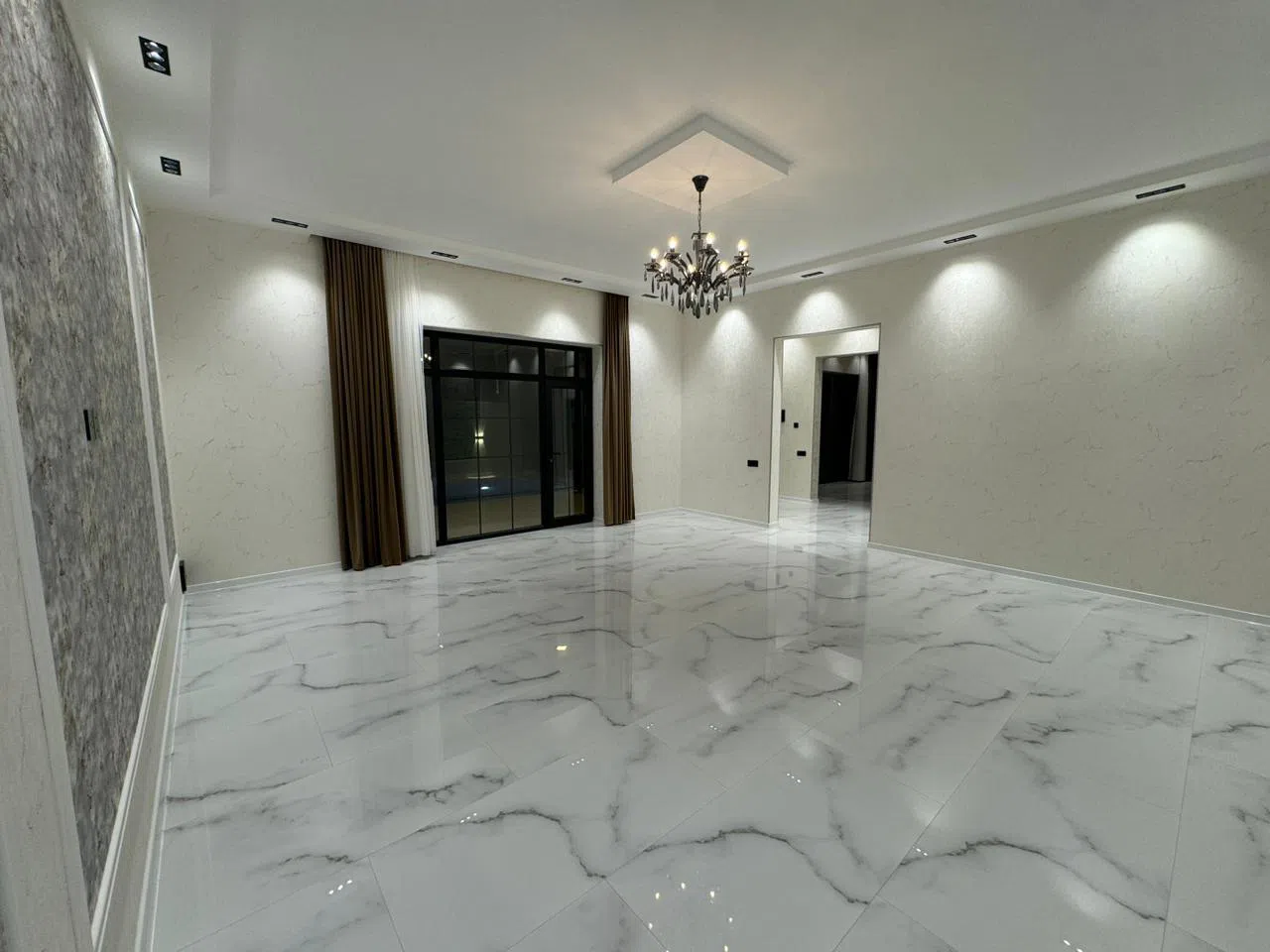 4 otaqlı villa 160 m² - 3 sot torpaq sahəsində satılır — şəkil 2