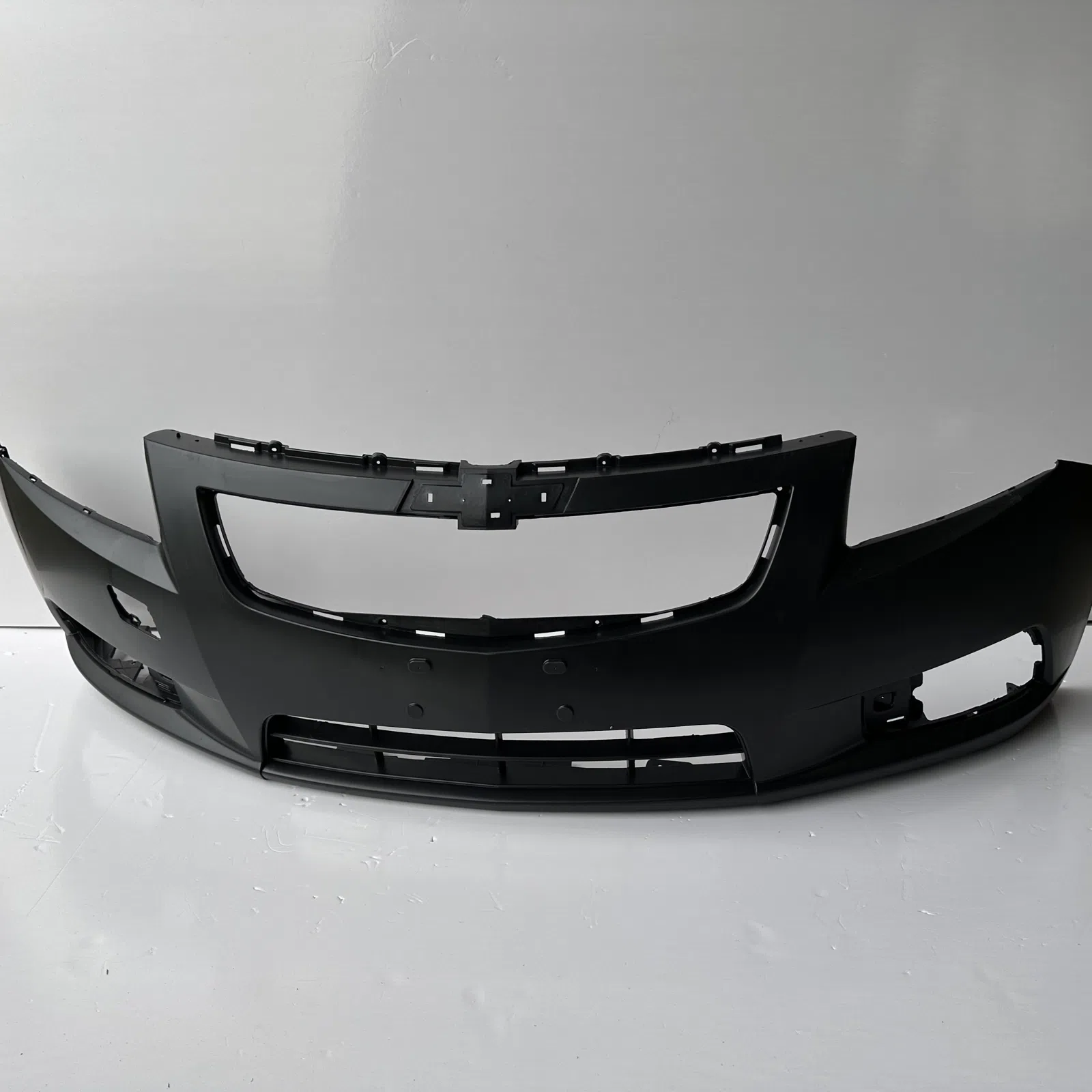 Chevrolet Cruze 2009 ön bufer zolağı - Tenderyard