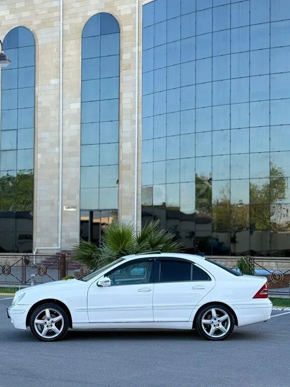 Mercedes C 240, 2002 il, 320000 km — şəkil 7