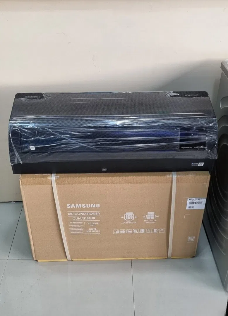 Kondisioner Samsung markalı, Qara rəng