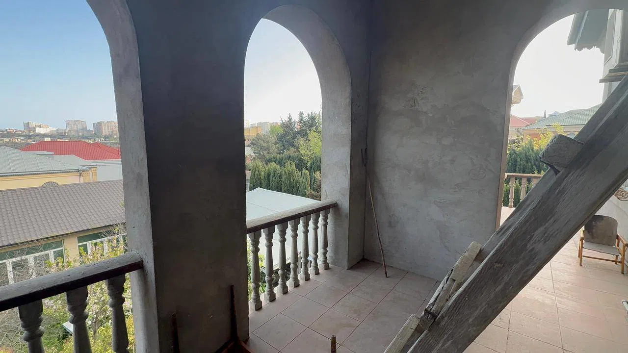 9 otaqlı villa 470 m² - 9 sot torpaq sahəsində satılır — şəkil 18