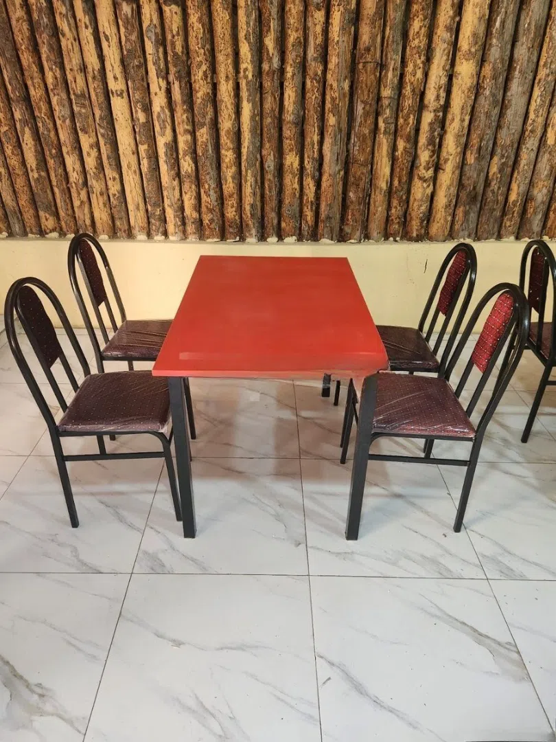 Kafe və restoranlar üçün mebel