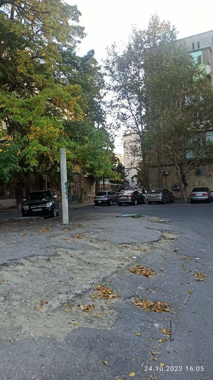 Yaxşı təmirli qaraj, 24 m² satılır — şəkil 12