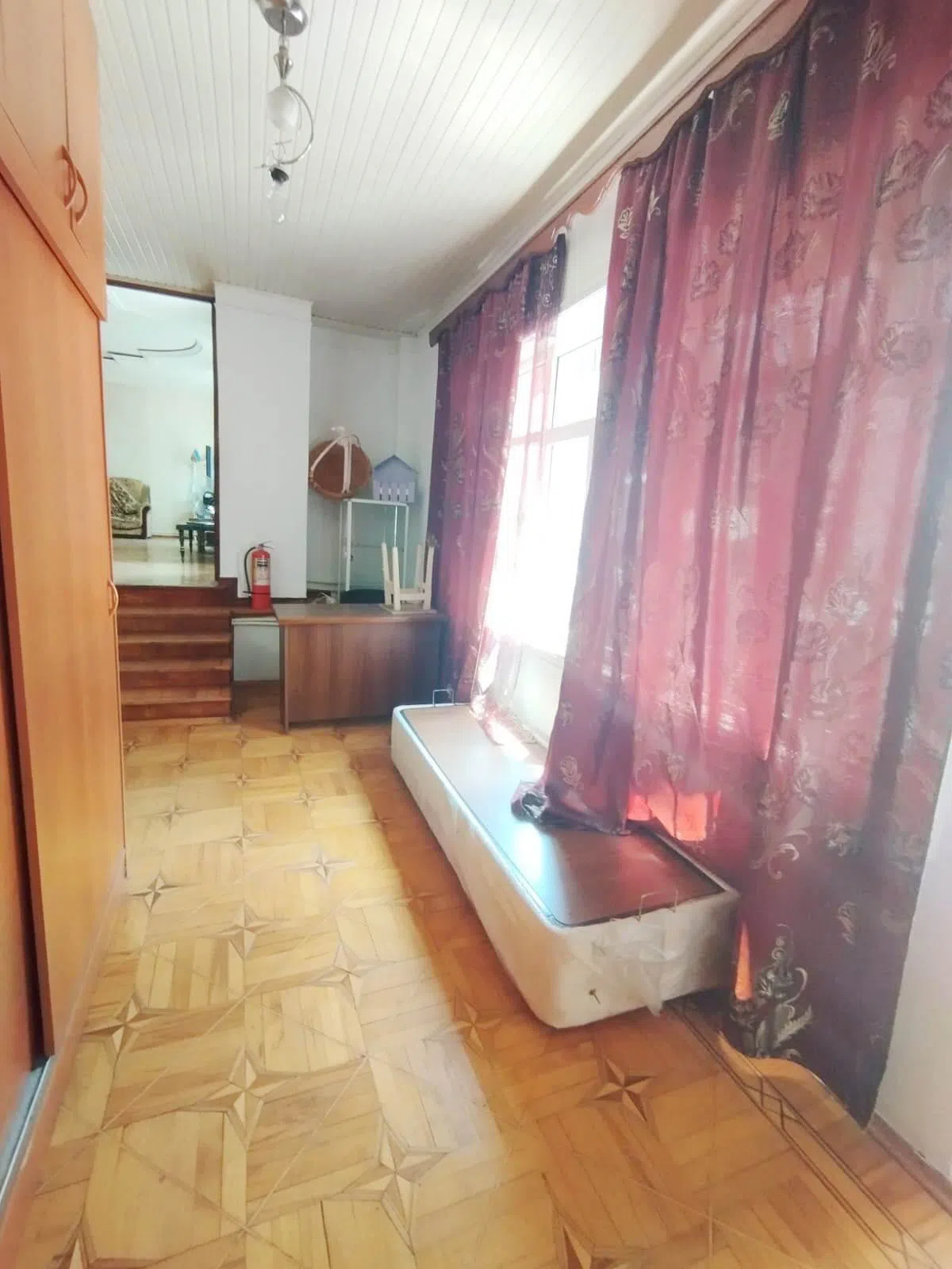 4 otaqlı ofis 130 m² kirayə verilir — şəkil 21