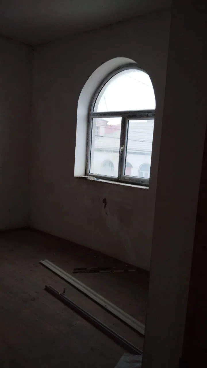 4 otaqlı həyət evi 150 m² satılır — şəkil 1