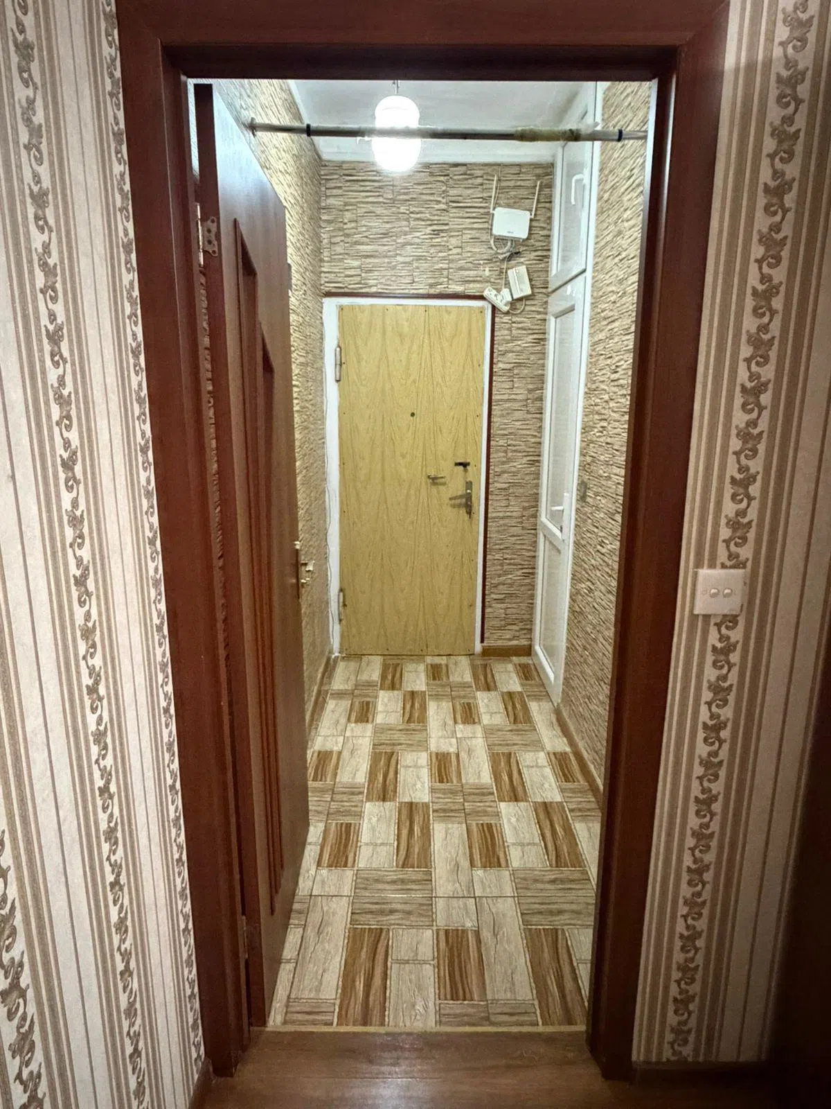 2 otaqlı mənzil 42 m² satılır — şəkil 5