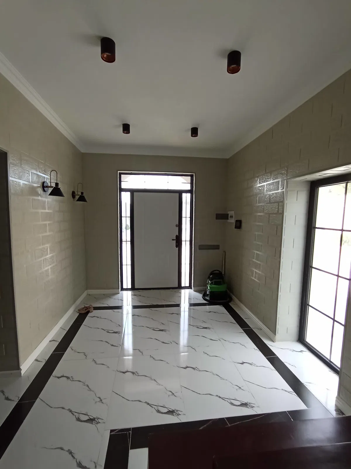 5 otaqlı həyət evi 200 m² - 15 sot torpaq sahəsində satılır