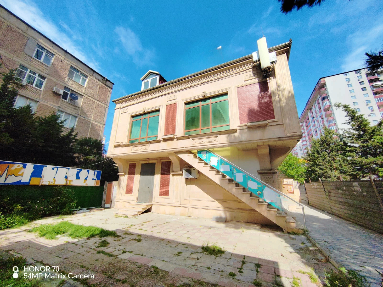 4 mərtəbəli klinika, 430 m² satılır — şəkil 22