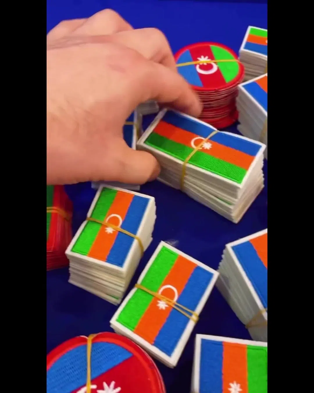 Tekstil üçün yapışqanlı atributlar və emblemlər — şəkil 4