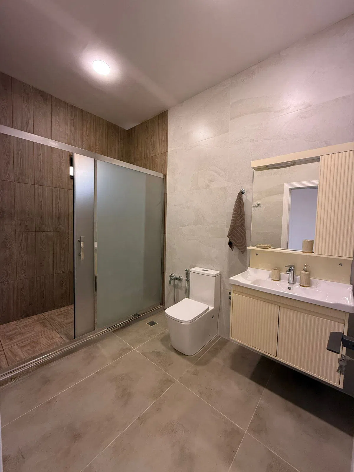 5 otaqlı villa 220 m² - 4.5 sot torpaq sahəsində satılır — şəkil 2