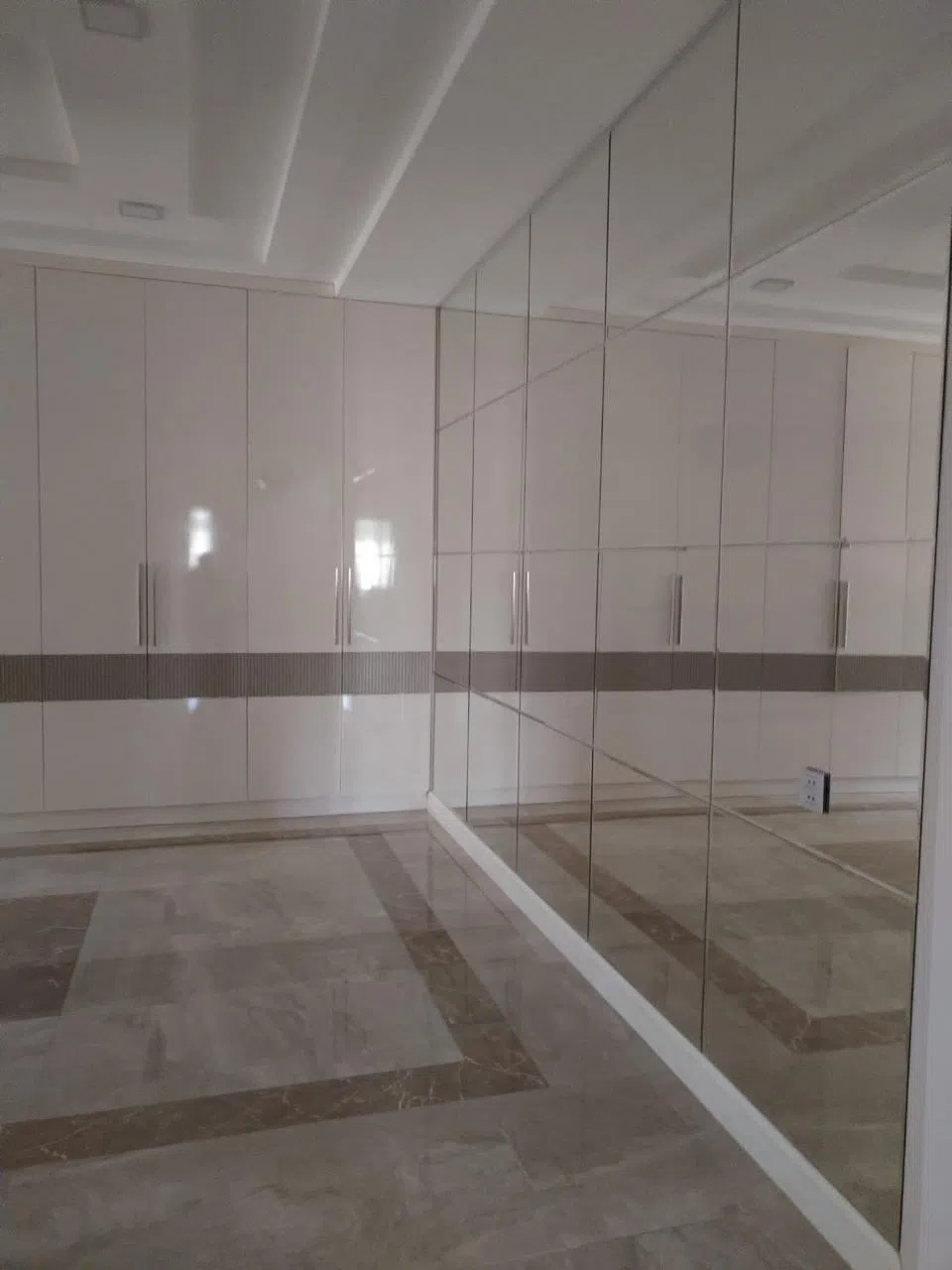 5 otaqlı villa 550 m² - 14 sot torpaq sahəsində satılır — şəkil 18