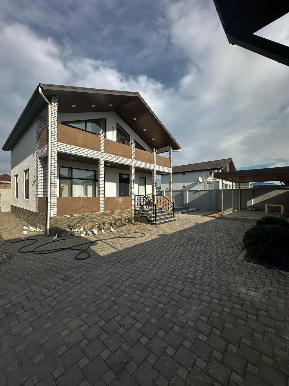 4 otaqlı villa 200 m² - 5 sot torpaq sahəsində satılır - Tenderyard