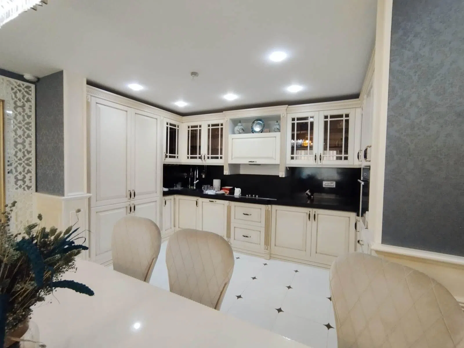 4 otaqlı mənzil 250 m² kirayə verilir — şəkil 10