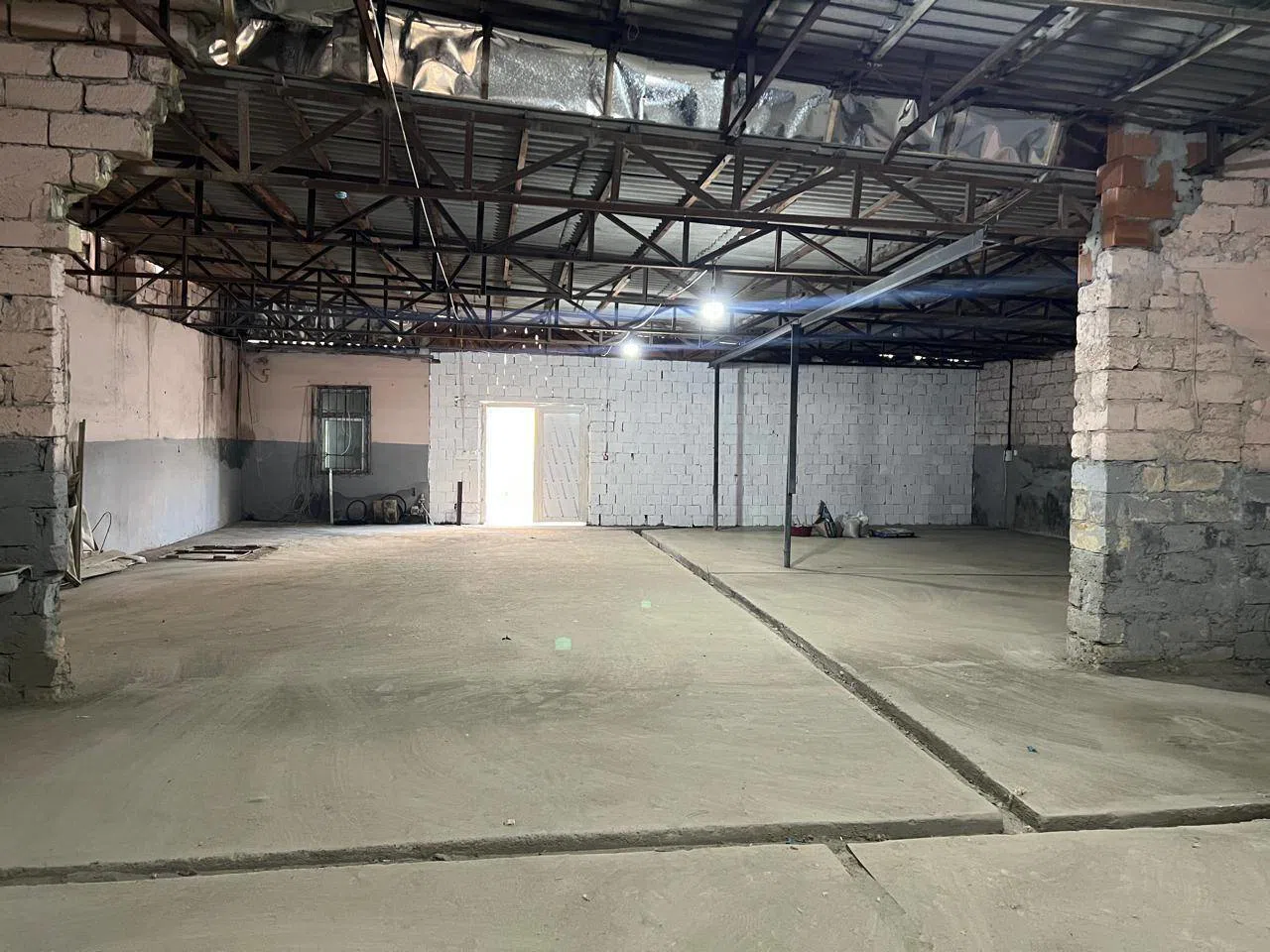 Natamam təmirli ticarət obyekti, 450 m² satılır — şəkil 7