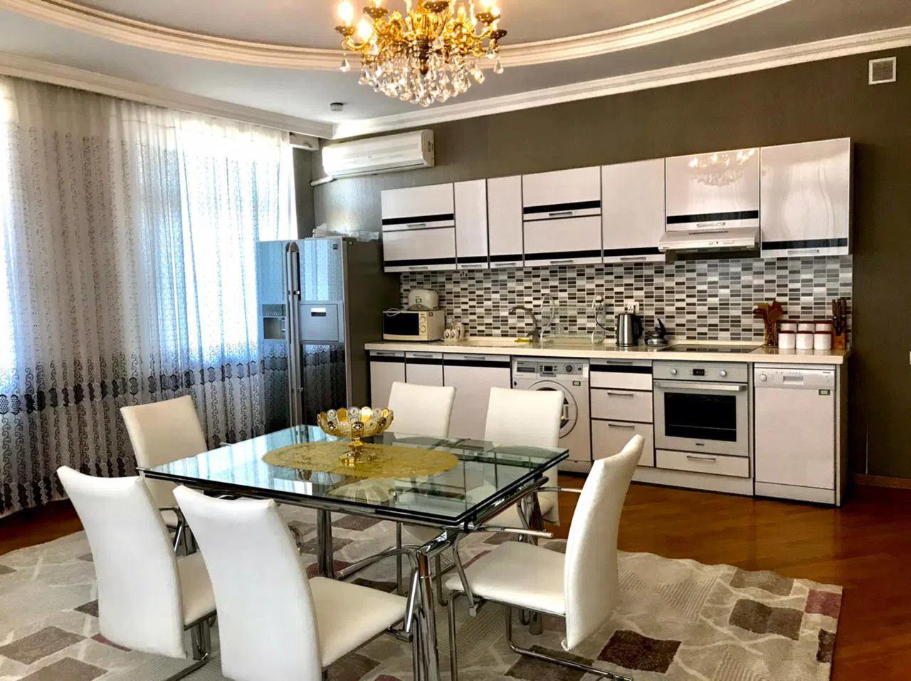 4 otaqlı mənzil 155 m² kirayə verilir — şəkil 13
