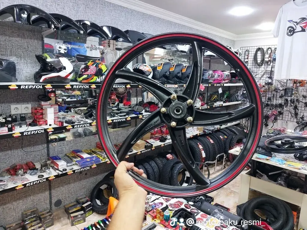 Motorcycle rims - Tenderyard