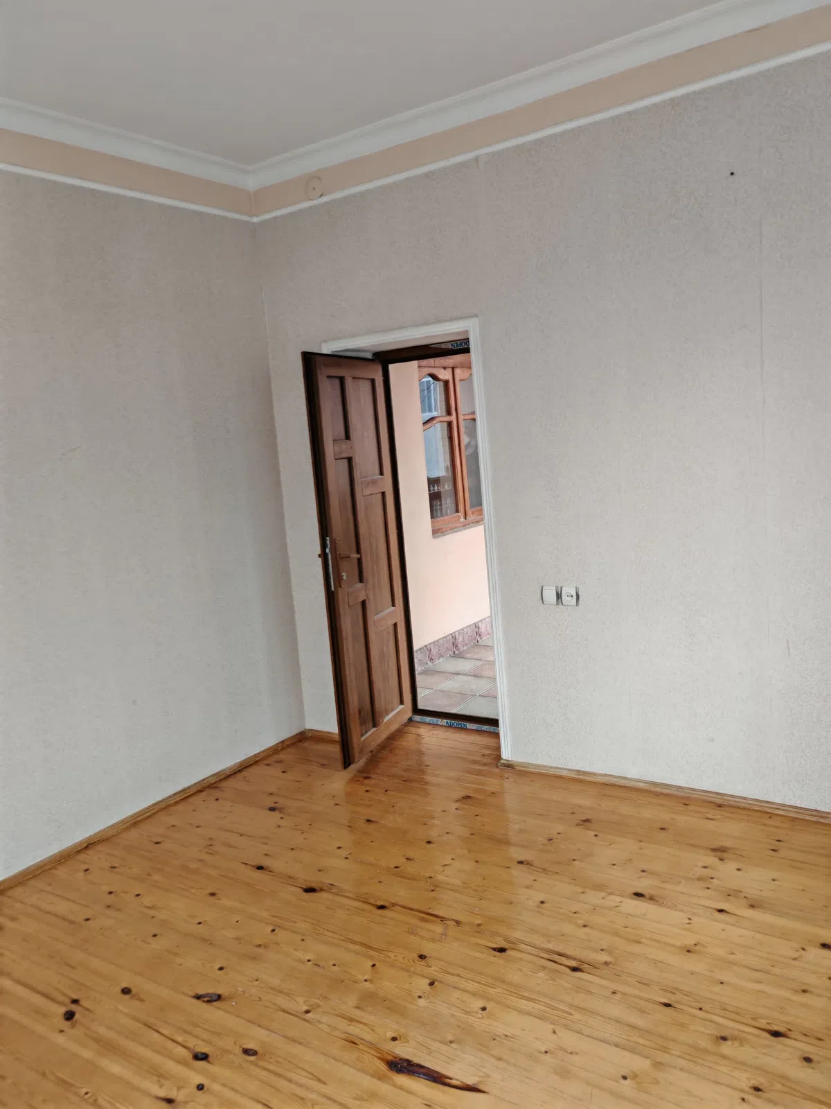 8 otaqlı bağ evi 300 m² 3 sot torpaq sahəsində satılır — şəkil 12