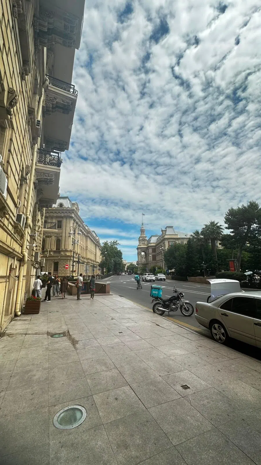 10 otaqlı mənzil 361 m² satılır — şəkil 16