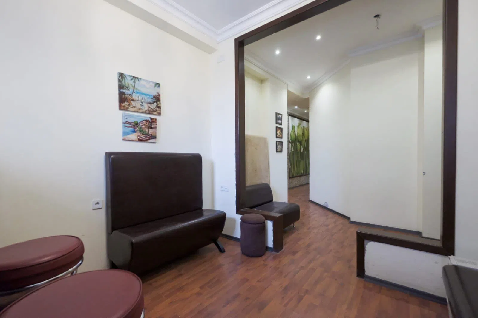 7 otaqlı ofis 200 m² satılır — şəkil 9
