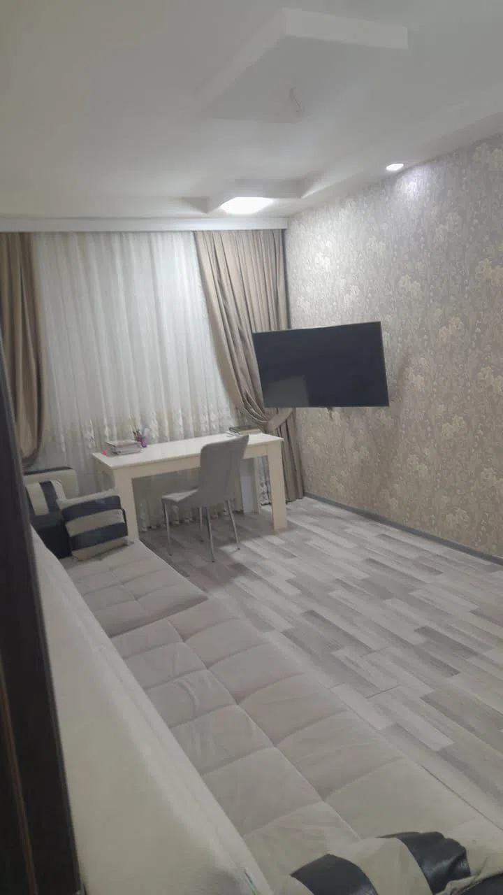 4 otaqlı mənzil 100 m² satılır - Tenderyard