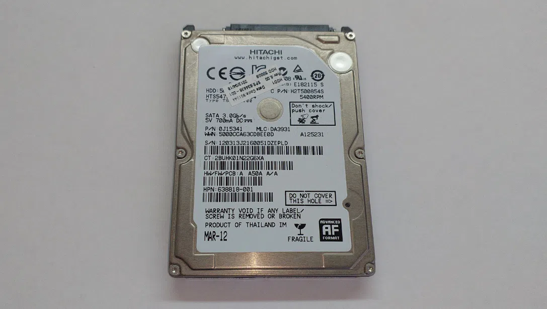HITACHI 500GB 2.5 SATA HDD — şəkil 2