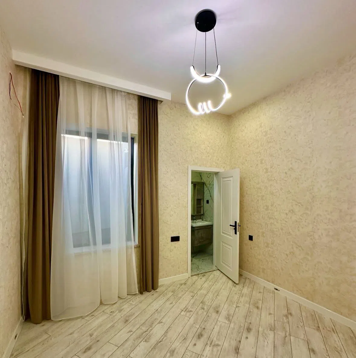4 otaqlı bağ evi 100 m² 3 sot torpaq sahəsində satılır — şəkil 4