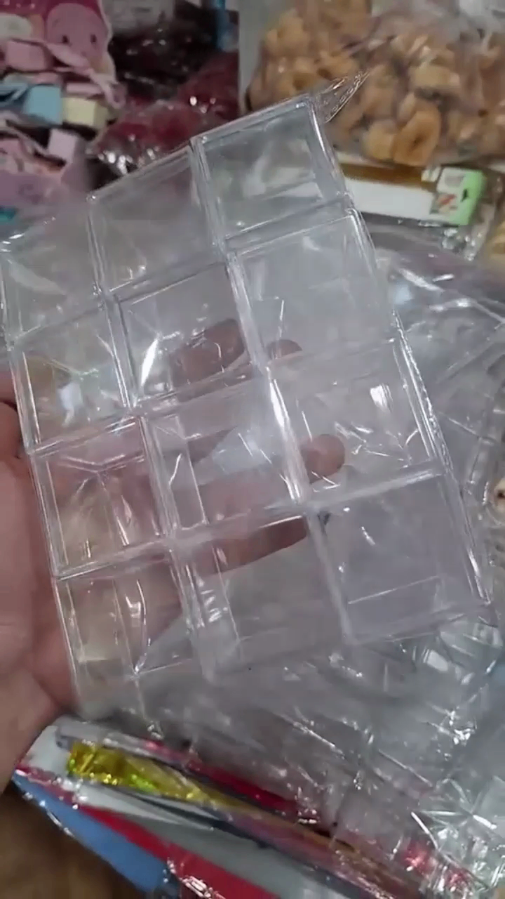 Kvadrat mini plastik şəffaf qutular