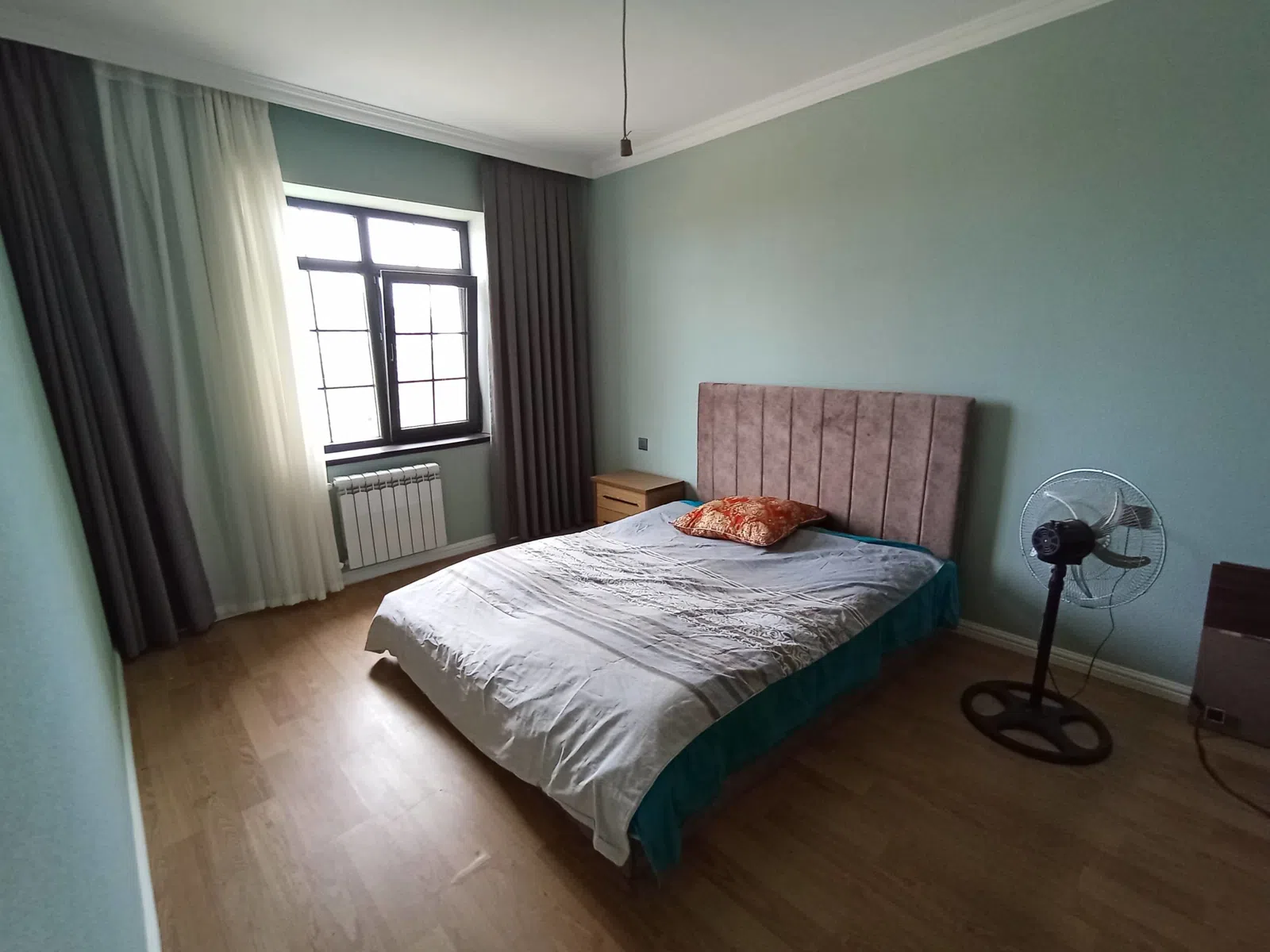 5 otaqlı həyət evi 200 m² - 15 sot torpaq sahəsində satılır