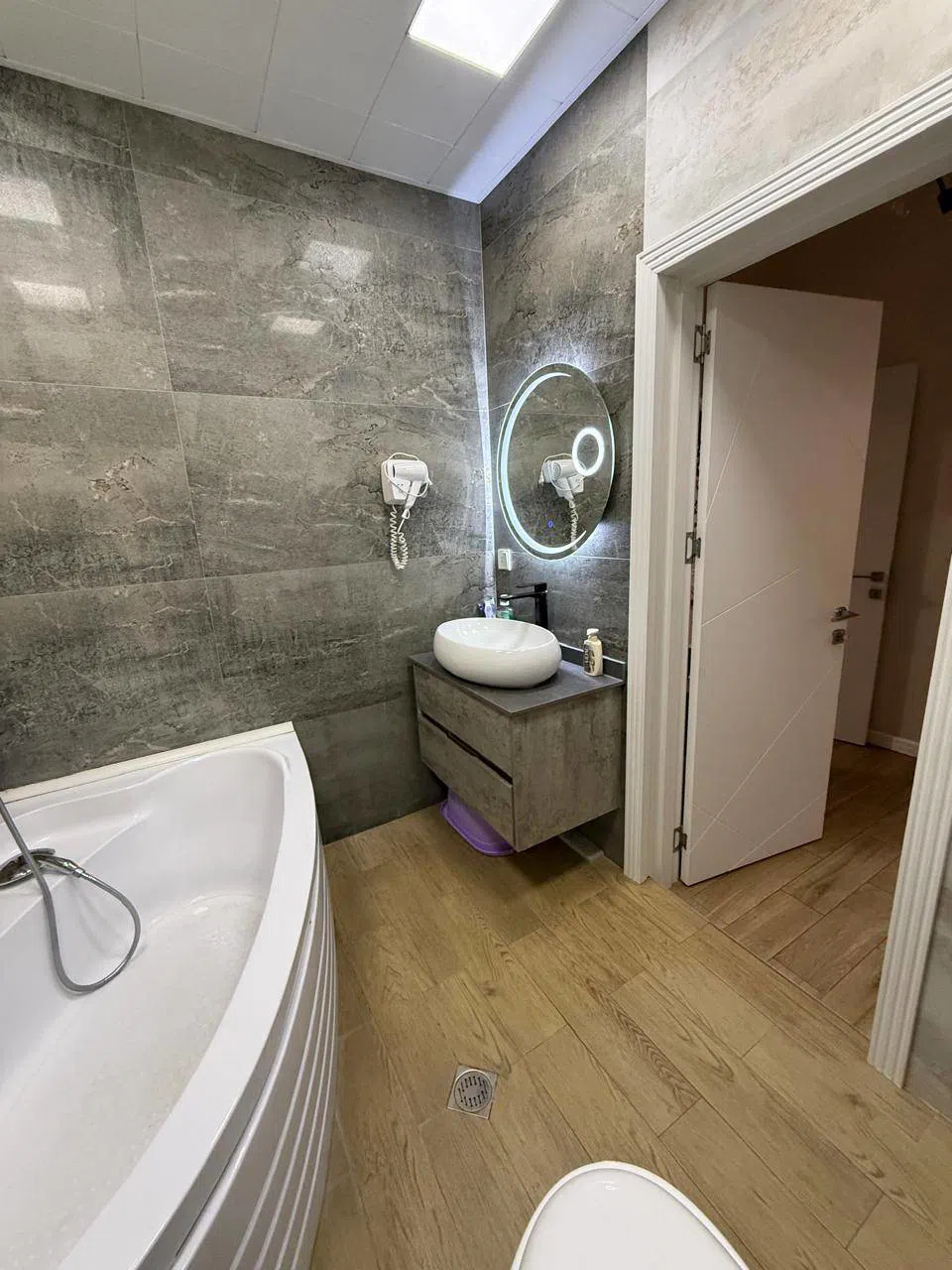 2 otaqlı mənzil 80 m² satılır — şəkil 12