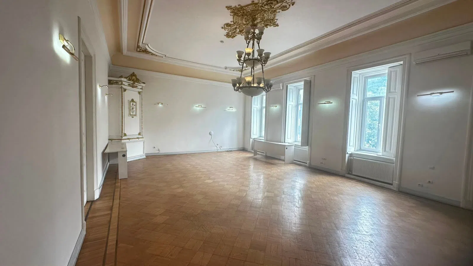 10 otaqlı mənzil 361 m² satılır — şəkil 6