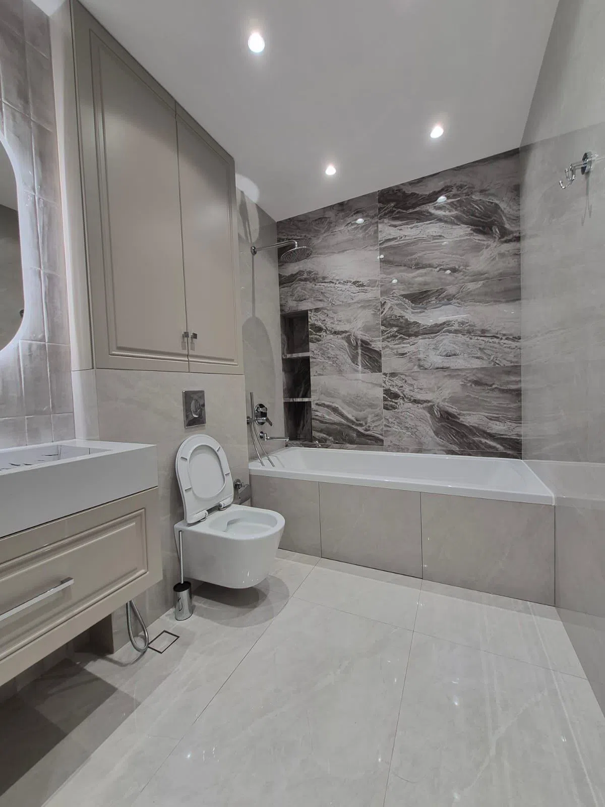 4 otaqlı mənzil 180 m² satılır — şəkil 22