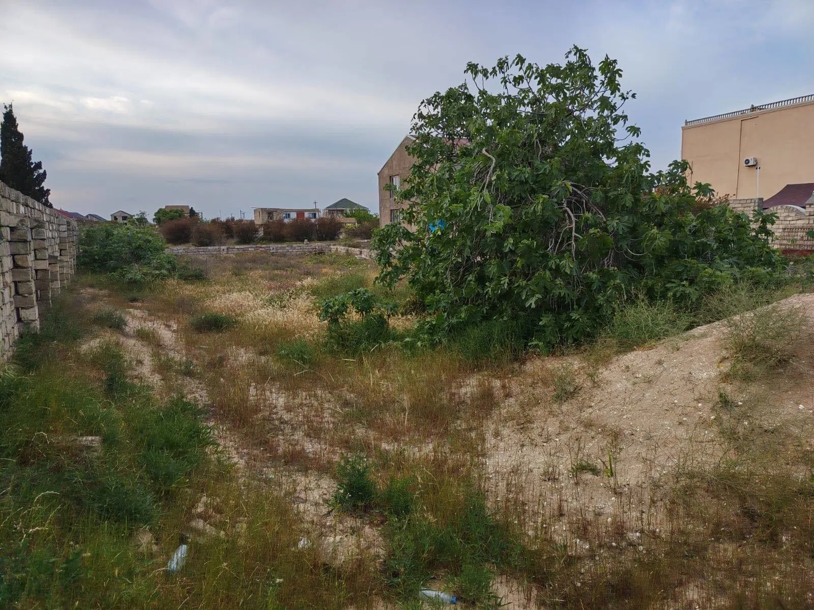 8 sot land plot for sale - Tenderyard