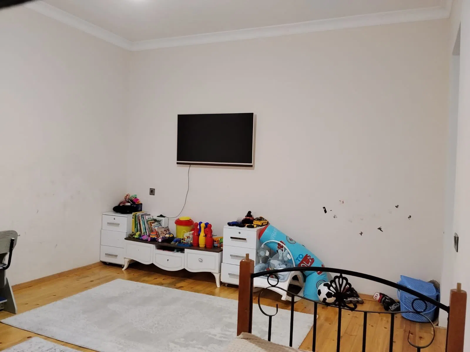 4 otaqlı bağ evi 170 m² 4.5 sot torpaq sahəsində satılır — şəkil 10