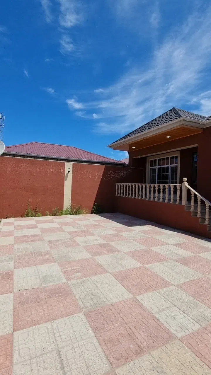 3 otaqlı həyət evi 90 m² - 2 sot torpaq sahəsində satılır — şəkil 14