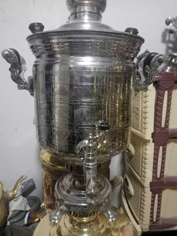 Samovar Metal material
