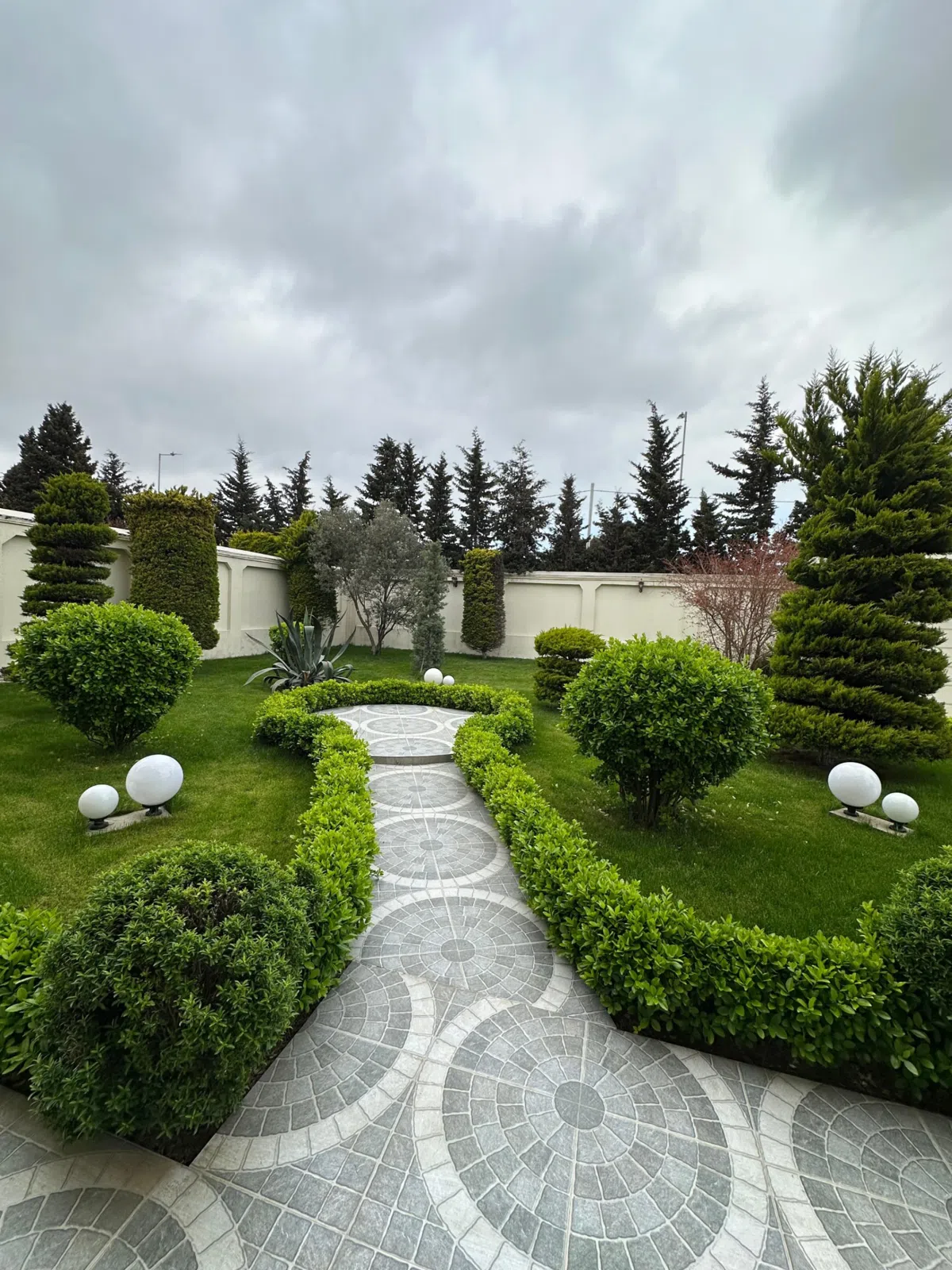 6 otaqlı villa 420 m² - 9 sot torpaq sahəsində satılır