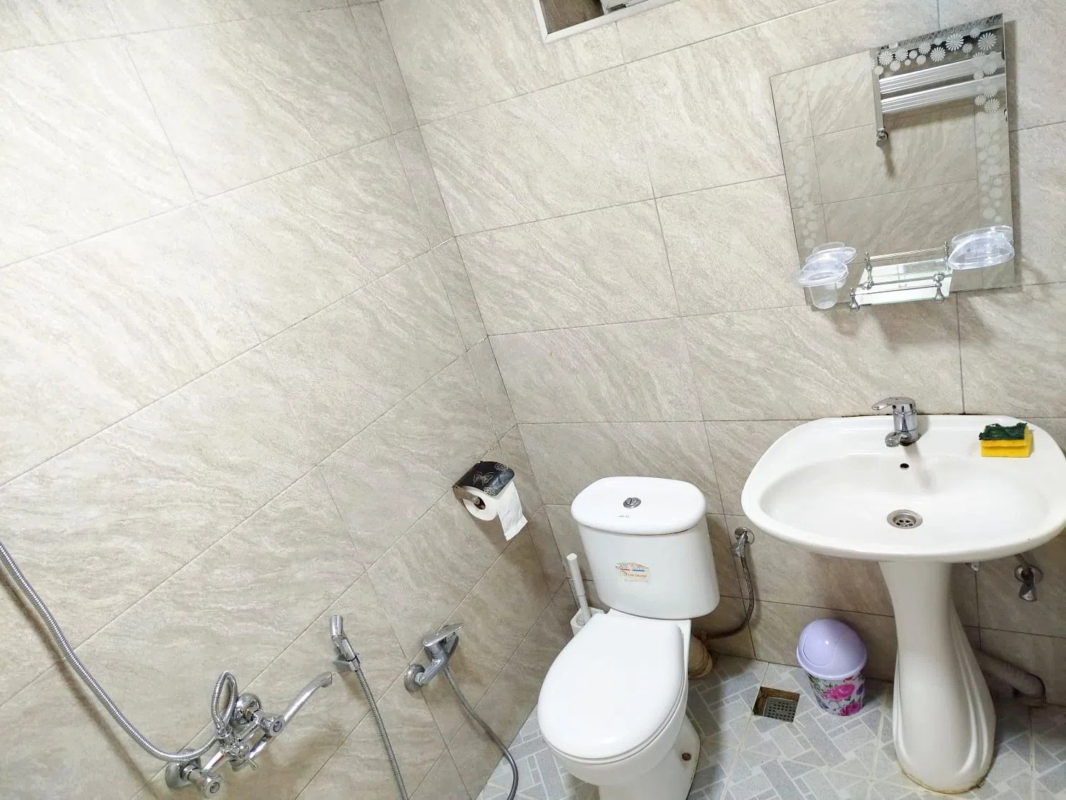 1 otaqlı mənzil 80 m² günlük kirayə verilir — şəkil 4