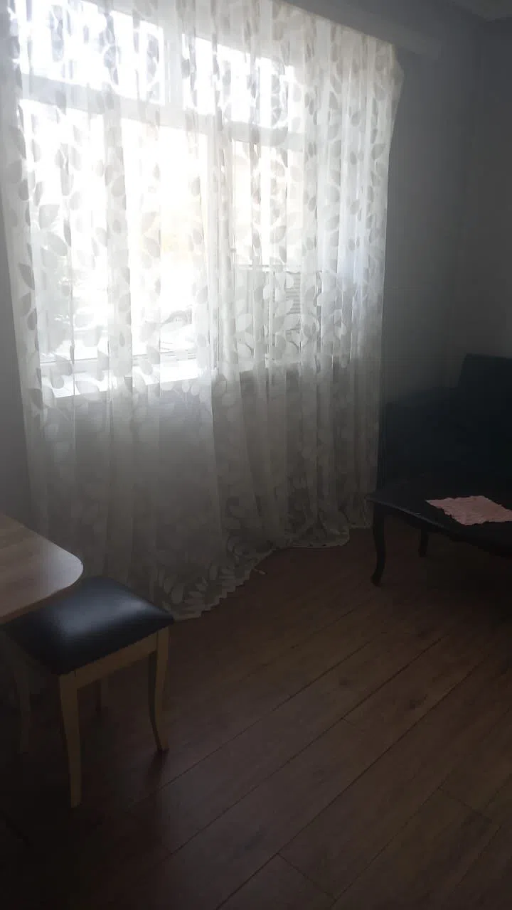 2 otaqlı mənzil 50 m² kirayə verilir — şəkil 10