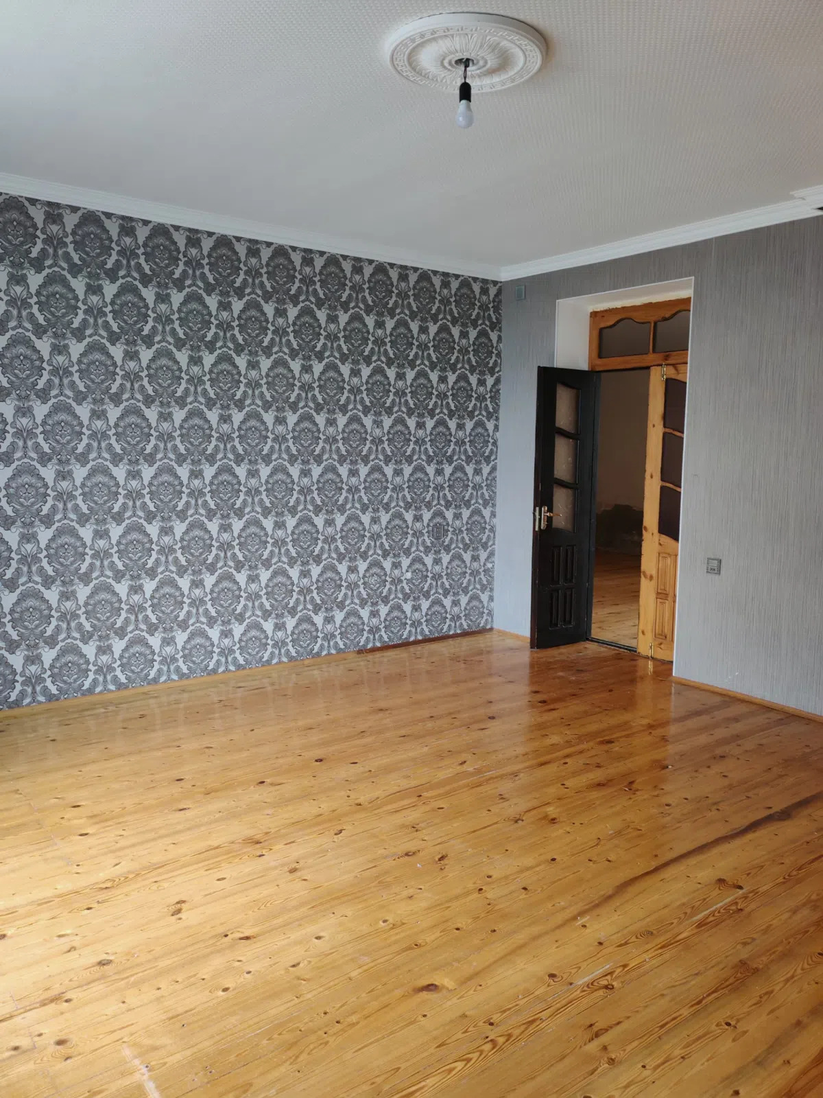 8 otaqlı bağ evi 300 m² 3 sot torpaq sahəsində satılır — şəkil 7