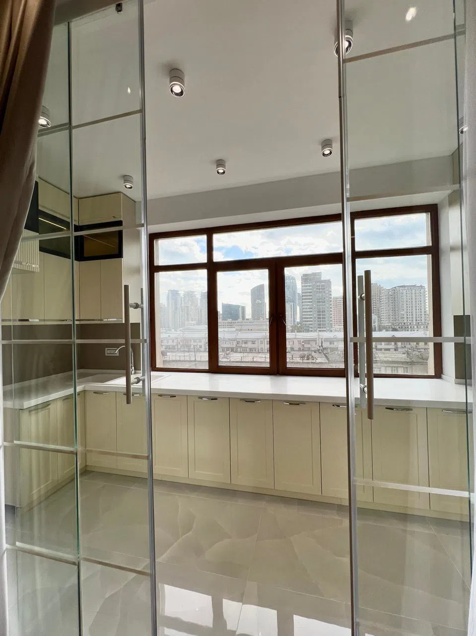 3 otaqlı mənzil 108 m² satılır — şəkil 3