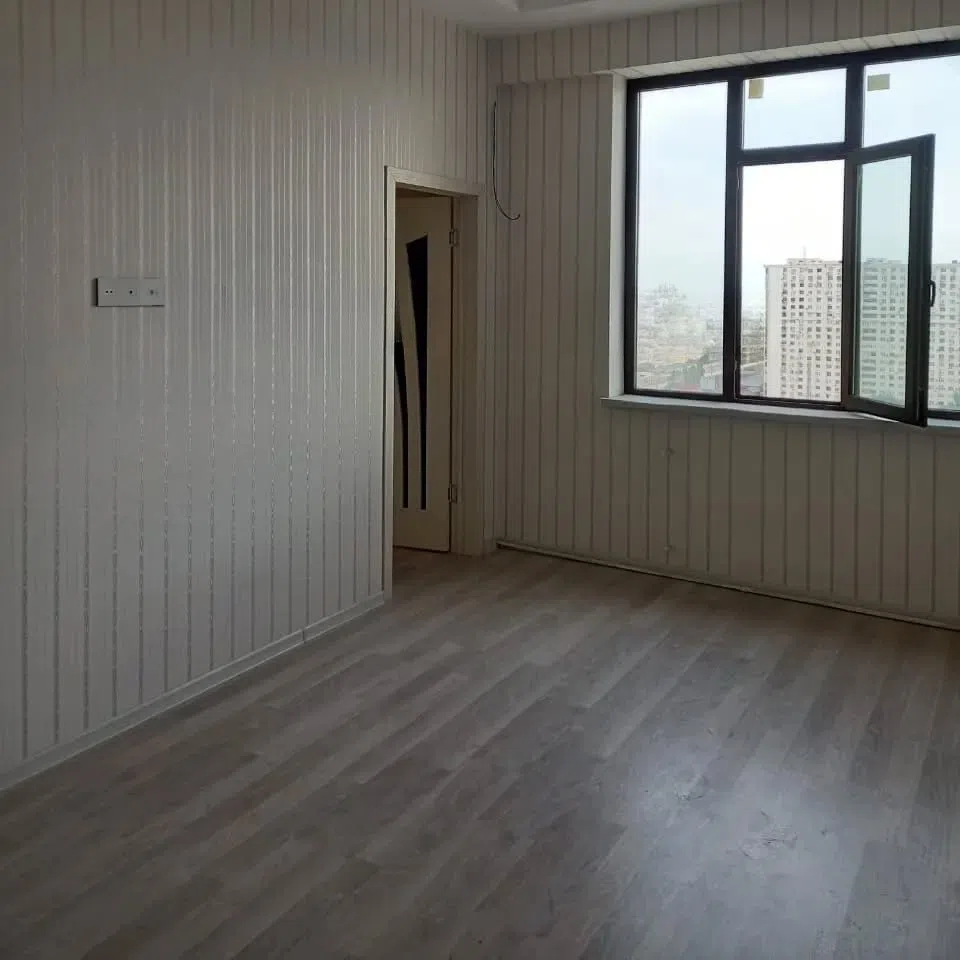 3 otaqlı mənzil 132 m² satılır