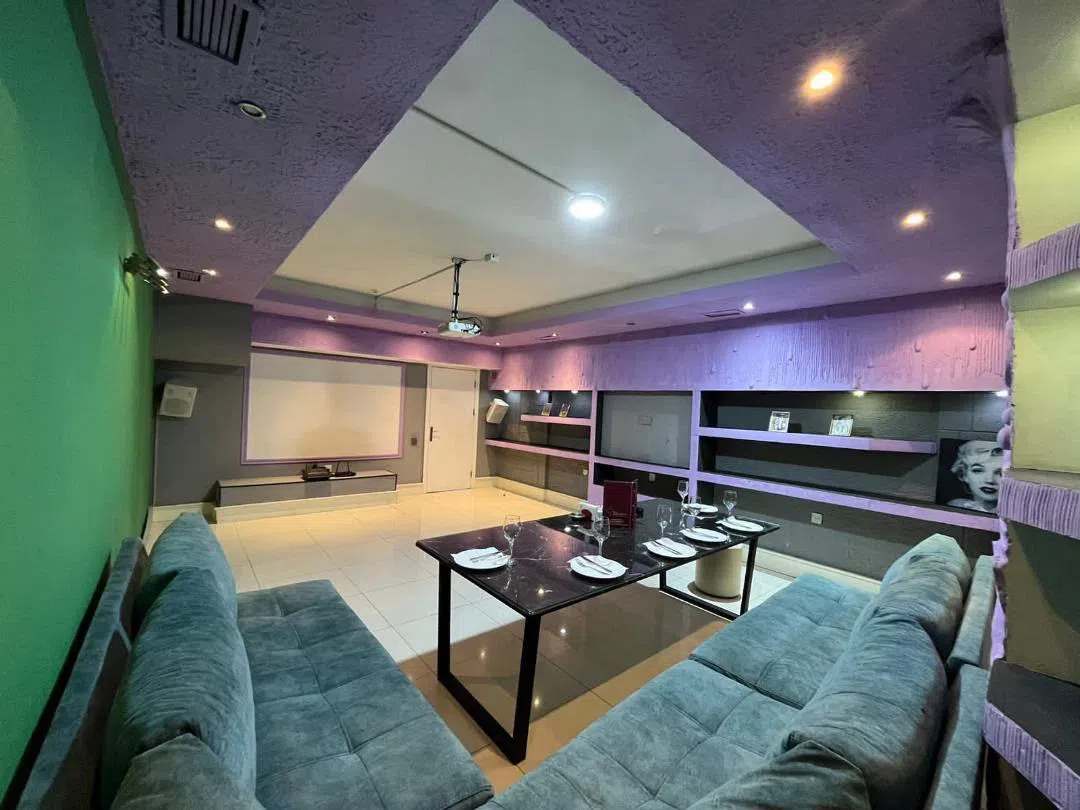 199 m² Əla təmirli obyekt satılır — şəkil 1