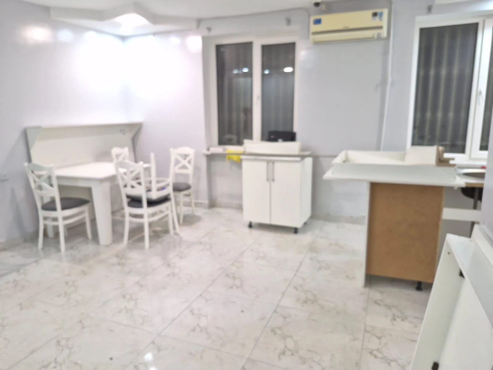 Yaxşı təmirli ticarət obyekti, 36 m² kirayə verilir