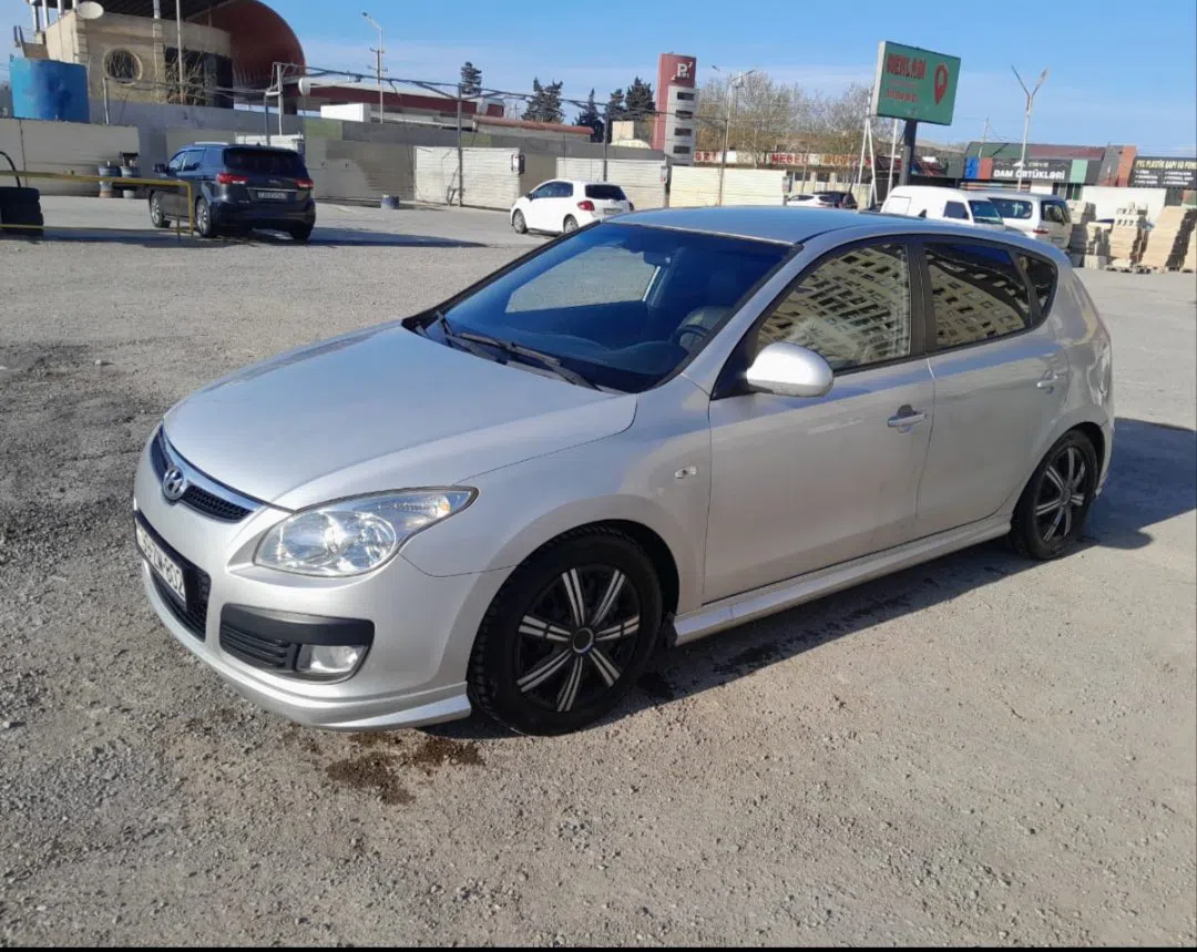 Hyundai i30, 2007 il, 300000 km