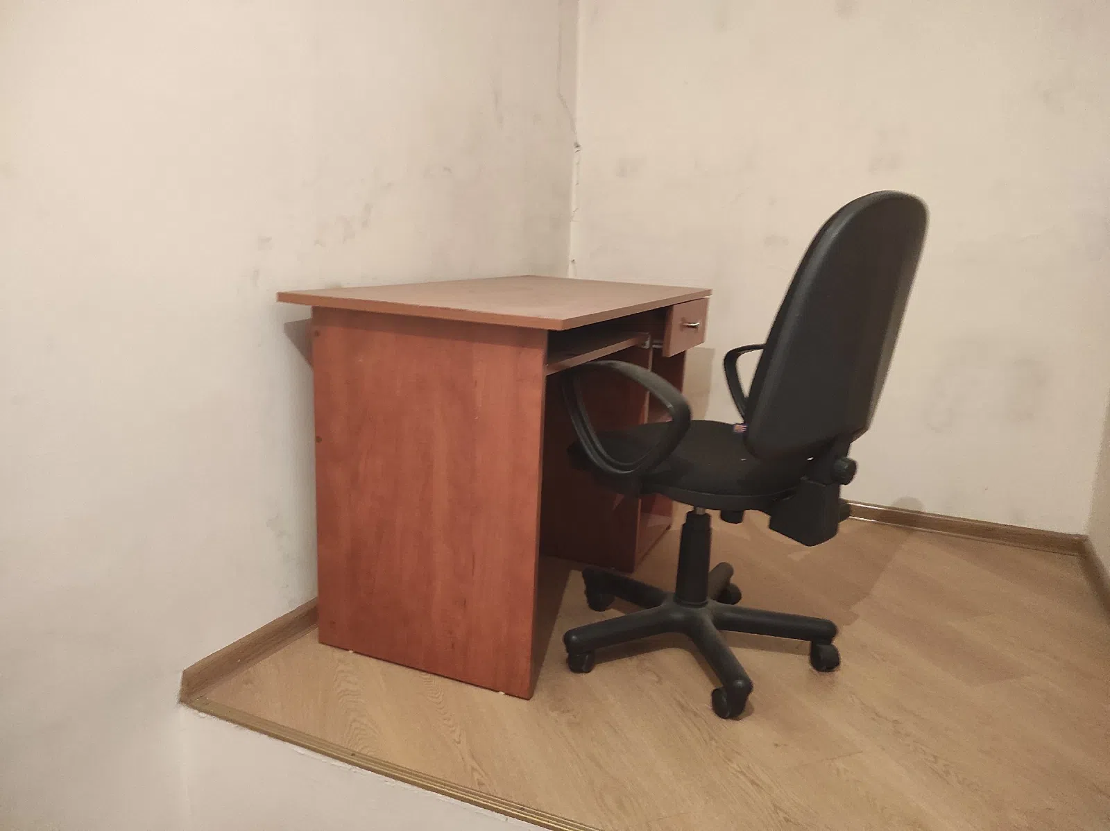 Ofis mebel dəsti Qara rəng